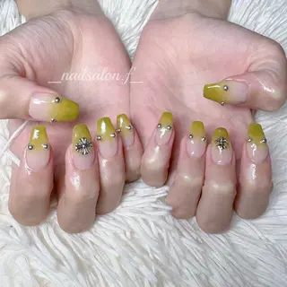 ネイル Nailsalon Fのネイルデザイン