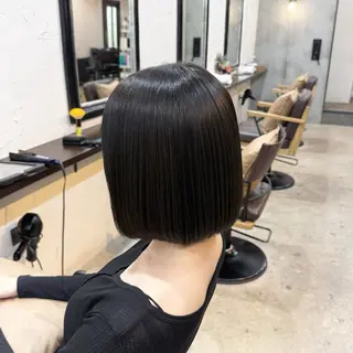 カラー 三條 朋香のヘアスタイル