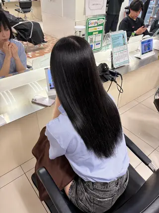 ロング カラー 髪質改善 💠 韓国風うる艶/シオリのヘアスタイル