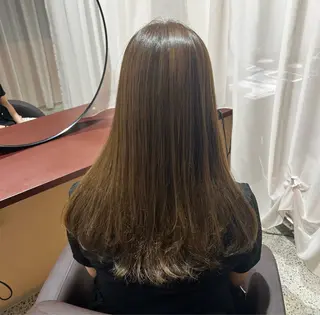 セミロング HINA / YOKEのヘアスタイル
