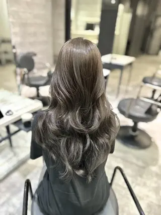 ロング ヘアアレンジ カラー _WHITE 難波本店のヘアスタイル