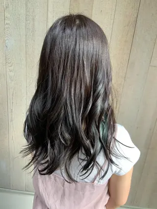 ロング カラー パーマ ヘアアレンジ ハイトーンカラー🤍 山下 優華のヘアスタイル