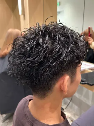 パーマ メンズ 🐲ツイスパ🐲 フェード/龍のヘアスタイル