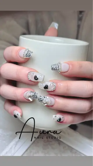 ネイル Aura Nail HanNaのネイルデザイン