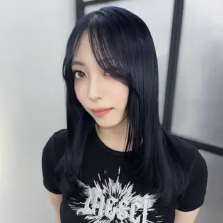 セミロング カラー Ren. 🦋デザインカラーのヘアスタイル