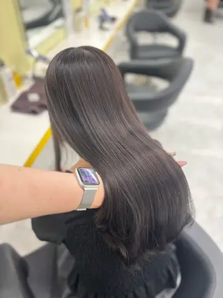 ロング カラー 🧸レイヤー× ベージュ🥯カホ🍯のヘアスタイル