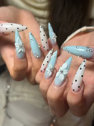 ネイル CoMo Nailのネイルデザイン