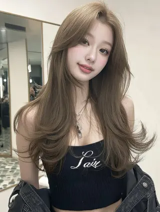 ロング カラー Sakuraෆ˚* 透け感ベージュ🥨のヘアスタイル