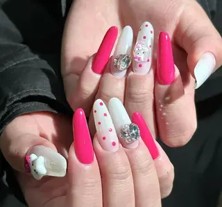 ネイル Pure&Rich Nailのネイルデザイン