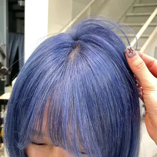 ミディアム カラー 🤍ハイトーン/デザ インカラーまりん🤍のヘアスタイル