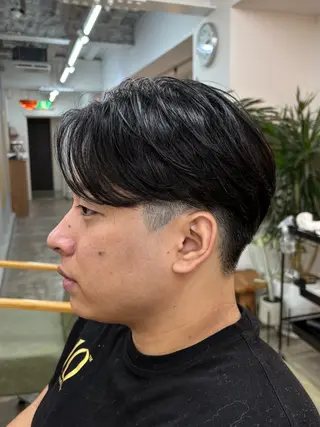 ショート パーマ まさとレイヤーカット 透け感カラー/心斎橋のヘアスタイル