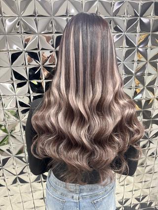 ロング Lovestasy 京都河原町店のヘアスタイル