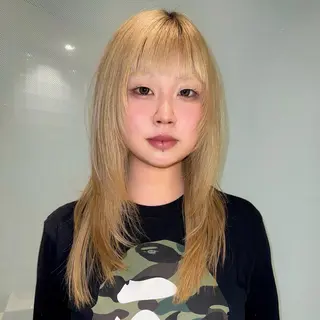 ロング anna 韓国レイヤ ー/ ハッシュカットのヘアスタイル
