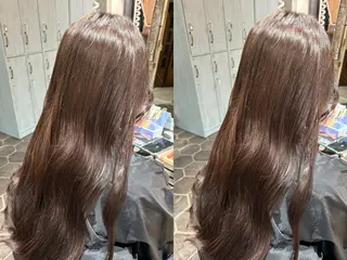 ロング カラー SAKI⭐️ブリーチ ・艶カラー⭐️のヘアスタイル