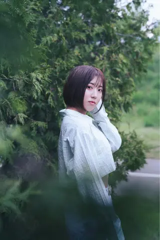ショート カラー 透明感カラー レイヤー亀井唯登のヘアスタイル