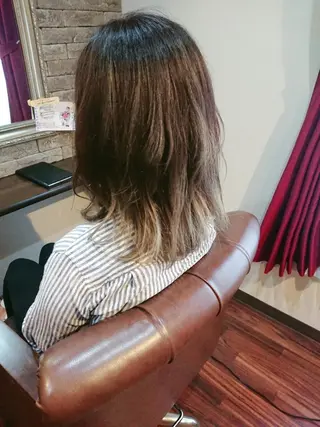 ミディアム カラー 美髪 カラーリストのヘアスタイル