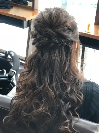 ロング ヘアアレンジ TOKI /透明感/原宿のヘアスタイル