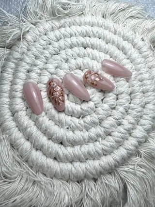 ネイル M.T nailのネイルデザイン