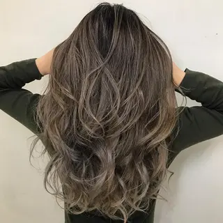 ロング 髪質改善 Daisukiのヘアスタイル