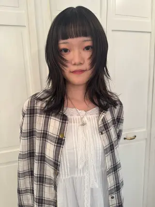 ミディアム ブリーチカラー🎀 韓国風/寺門美優のヘアスタイル