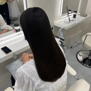 セミロング RINNA /新宿美容師のヘアスタイル