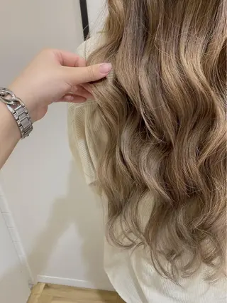ロング カラー nailist mana𖤐´-のネイルデザイン