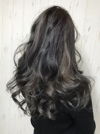 ロング AN'TIA小作 noiのヘアスタイル