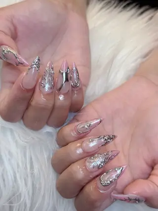 ネイル Lisa Nail Salonのネイルデザイン
