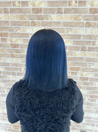 カラー 有村 実佑のヘアスタイル