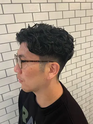 ミディアム クボタ マコトのヘアスタイル