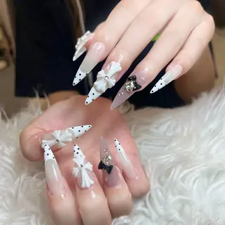 ネイル ANH ゴテゴテネイルのネイルデザイン