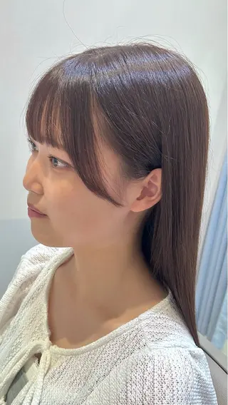 セミロング カラー Eleanor枚方店 店長 飛鳥 薫のヘアスタイル