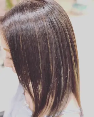 ミディアム dealers カルロスのヘアスタイル