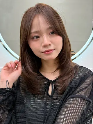 ミディアム カラー 🤍レイヤー✖️透明 感/Haruna🤍のヘアスタイル