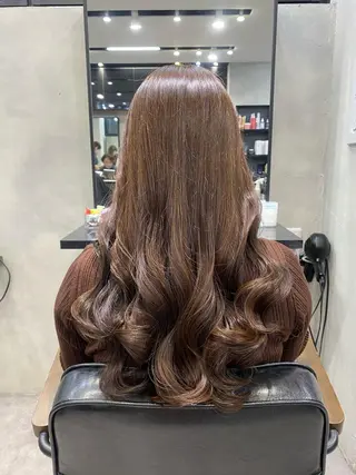 セミロング カラー ヘアアレンジ FAAM Tsuneのヘアスタイル
