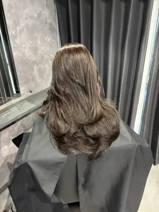 カラー nameless miichiのヘアスタイル