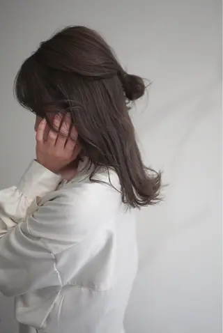 セミロング 💛🤍U too e’s /店長🧸のヘアスタイル