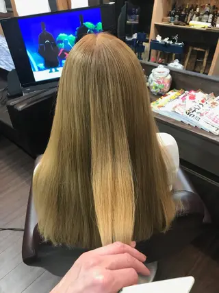 ロング (縮毛矯正専門店) FUNNYのヘアスタイル