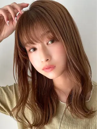 セミロング カラー パーマ ヘアアレンジ メンズ キッズ ネイル マツエク・マツパ レイヤーカット/ 巻ける縮毛矯正のヘアスタイル