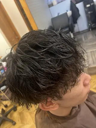 ショート パーマ 香川 航平のヘアスタイル