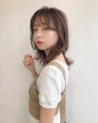 ミディアム 鎌倉 彩のヘアスタイル