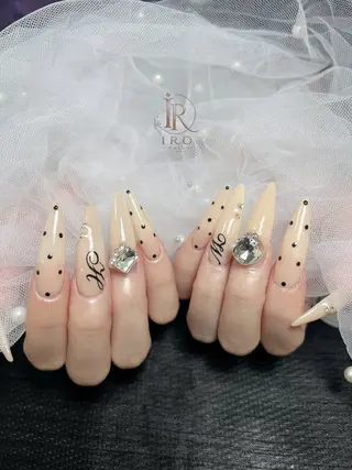 ネイル IRO Nail Studioのネイルデザイン