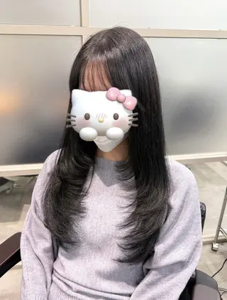ロング ayano /レイヤー/艶カラーのヘアスタイル