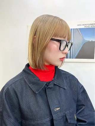 ミディアム カラー 🧤高明度ハイトーン 🧤莉音のヘアスタイル