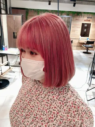ショート 《インナーカラー》 YAMADAのヘアスタイル