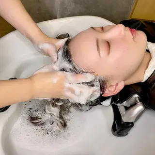 透けるbrown カラー🎗♡yukaのヘアスタイル