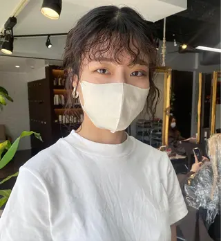 ミディアム カラー パーマ ヘアアレンジ レイヤーカット×髪質 改善🇰🇷シオリのヘアスタイル