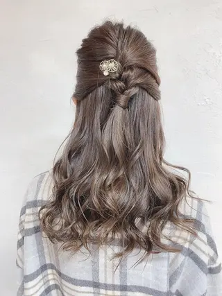 ロング ヘアアレンジ 🌼yuna🌼 pagesのヘアスタイル