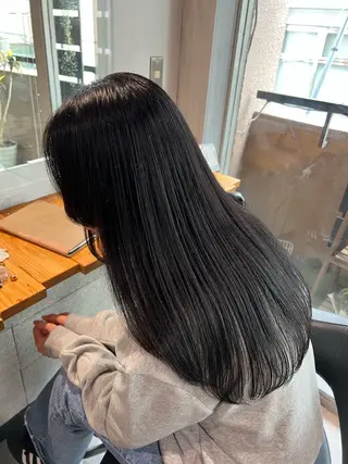 ロング カラー NANAMI🩵 大人可愛い韓国ヘアのヘアスタイル