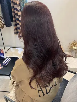 カラー 江坂 misaki のヘアスタイル
